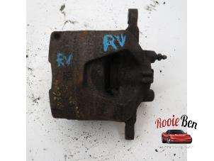 Used Front brake calliper, right Chevrolet Orlando (YYM/YYW) 2.0 D 16V Price on request offered by Rooie Ben autodemontage