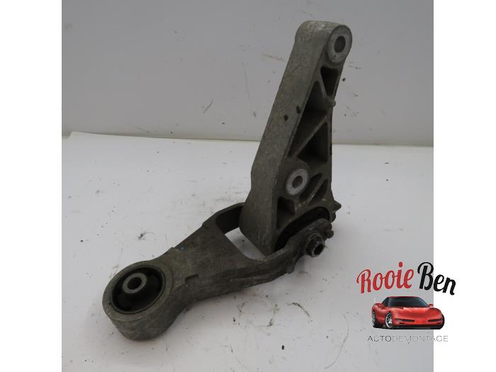 Used Engine mount Opel Combo (Corsa C) 1.3 CDTI 16V Price € 25,00 Margin scheme offered by Rooie Ben autodemontage