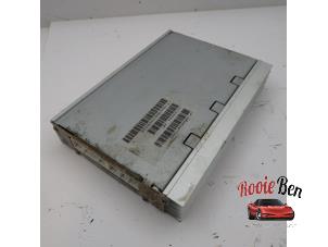 Used Radio amplifier Jeep Grand Cherokee (WH/WK) 3.0 CRD V6 24V DPF Price on request offered by Rooie Ben autodemontage