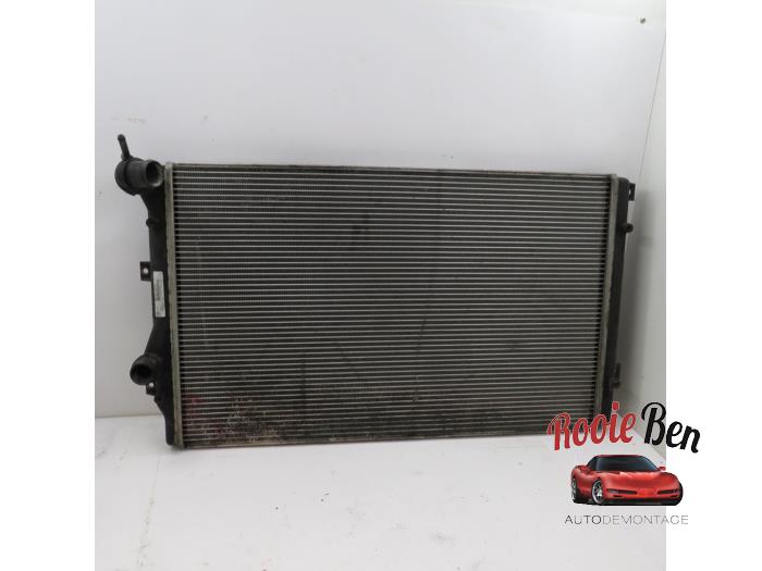 Usagé Radiateur Volkswagen Golf V (1K1) 1.9 TDI Prix € 25,00 Règlement à la marge proposé par Rooie Ben autodemontage