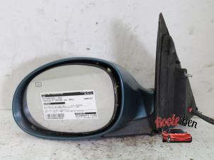Used Wing mirror, left Chrysler PT Cruiser 2.0 16V Price € 50,00 Margin scheme offered by Rooie Ben autodemontage