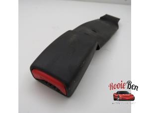 Used Rear seatbelt buckle, left Ford Usa Mustang V 4.0 V6 Price on request offered by Rooie Ben autodemontage