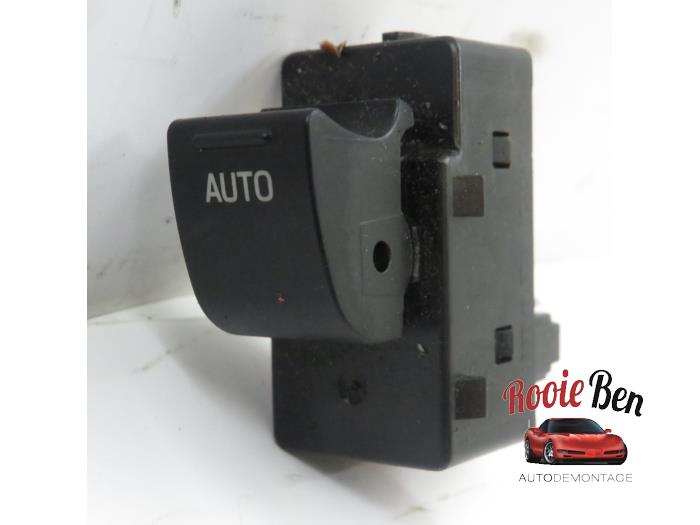 Electric window switch from a Ford (USA) Mustang V 4.0 V6 2008