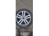 Wheel + tyre from a Audi Q7 (4LB), 2005 / 2015 3.0 TDI V6 24V, SUV, Diesel, 2.967cc, 171kW (232pk), 4x4, BUG, 2006-03 / 2008-05, 4LB 2007