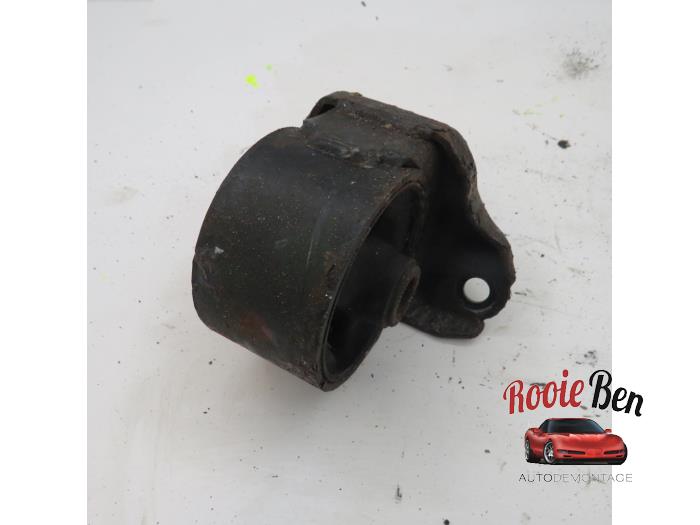 Usagé Support moteur Kia Cee'd (EDB5) 1.6 CRDi 16V Prix € 10,00 Règlement à la marge proposé par Rooie Ben autodemontage