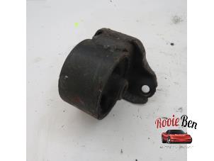 Used Engine mount Kia Cee'd (EDB5) 1.6 CRDi 16V Price on request offered by Rooie Ben autodemontage