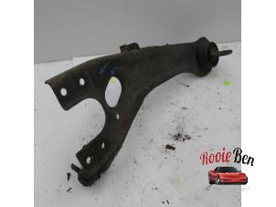 Used Rear lower wishbone, left Kia Cee'd (EDB5) 1.6 CRDi 16V Price on request offered by Rooie Ben autodemontage