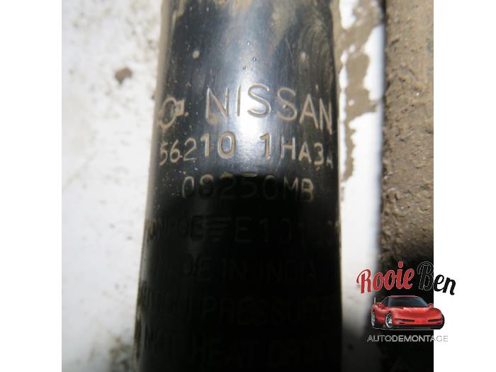 Juego de amortiguador de un Nissan Micra (K13) 1.2 12V 2011