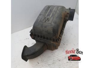 Used Air box Dodge Ram 3500 Standard Cab (DR/DH/D1/DC/DM) 5.7 V8 Hemi 2500 4x4 Crew Cab Price on request offered by Rooie Ben autodemontage