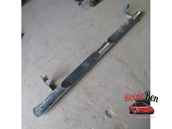 Używane Panel boczny Dodge Ram 1500 (DR/DH/D1/DC/DM) 5.7 V8 Hemi 1500 4x2 Cena € 100,00 Procedura marży oferowane przez Rooie Ben autodemontage