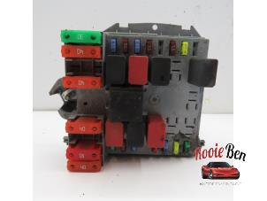 Used Fuse box Peugeot Boxer (U9) 2.2 HDi 120 Euro 4 Price on request offered by Rooie Ben autodemontage