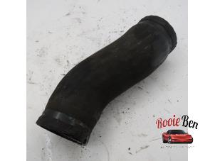 Used Intercooler hose Peugeot Boxer (U9) 2.2 HDi 120 Euro 4 Price on request offered by Rooie Ben autodemontage