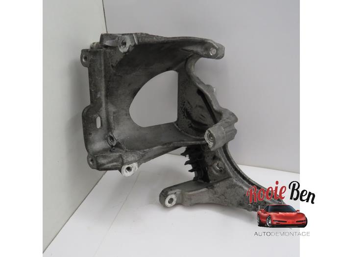 Fuel filter bracket