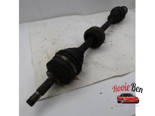 Used Front drive shaft, right Renault Clio II Societe (SB) 1.5 dCi 65 Price € 25,00 Margin scheme offered by Rooie Ben autodemontage