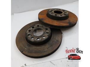 Used Front brake disc Volkswagen Beetle (16AE) 1.2 TSI Price on request offered by Rooie Ben autodemontage
