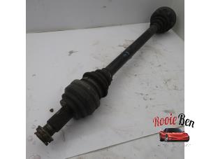 Used Drive shaft, rear right BMW 3 serie (E90) 330i 24V Price € 100,00 Margin scheme offered by Rooie Ben autodemontage
