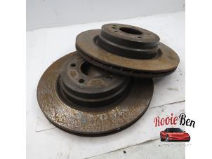 Used Rear brake disc BMW 3 serie (E90) 330i 24V Price on request offered by Rooie Ben autodemontage