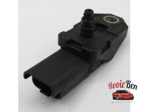 Used Mapping sensor (intake manifold) Landrover Range Rover Evoque (LVJ/LVS) 2.2 eD4 16V 5-drs. Price on request offered by Rooie Ben autodemontage