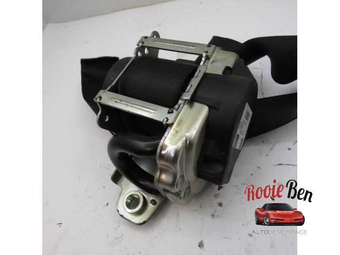 Knee airbag