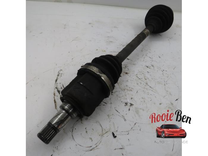 Front drive shaft, left from a Opel Corsa D 1.2 16V 2007