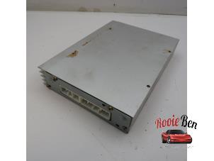 Used Radio amplifier Chrysler 300 C 3.0 CRD V6 24V Price on request offered by Rooie Ben autodemontage