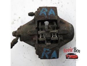 Used Rear brake calliper, right Lexus GS (..S16) 300 3.0 24V VVT-i Price on request offered by Rooie Ben autodemontage