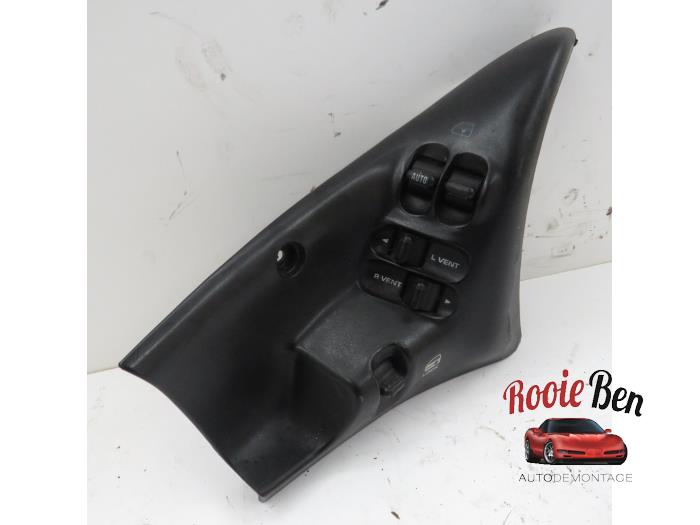 Używane Przelacznik combi okienny Dodge Caravan/Grand Caravan 3.3i V6 Cena € 20,00 Procedura marży oferowane przez Rooie Ben autodemontage