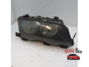 Used Headlight, right BMW 3 serie Touring (E46/3) 318i Price € 30,00 Margin scheme offered by Rooie Ben autodemontage
