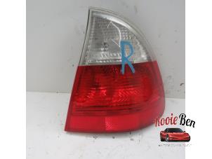Used Taillight, right BMW 3 serie Touring (E46/3) 318i Price € 15,00 Margin scheme offered by Rooie Ben autodemontage