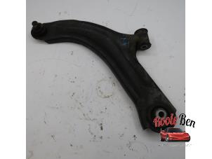 Used Front lower wishbone, left Renault Clio III (BR/CR) 1.5 dCi FAP Price on request offered by Rooie Ben autodemontage