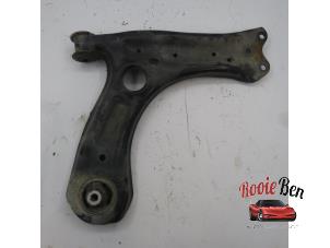 Used Front lower wishbone, right Seat Ibiza IV (6J5) 1.4 16V Price on request offered by Rooie Ben autodemontage