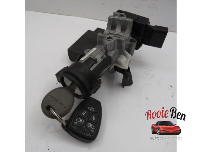 Serrure Porte Avant Gauche Chrysler Grand Voyager 4 Phase 2 - 2.8 CRD Diesel 2006