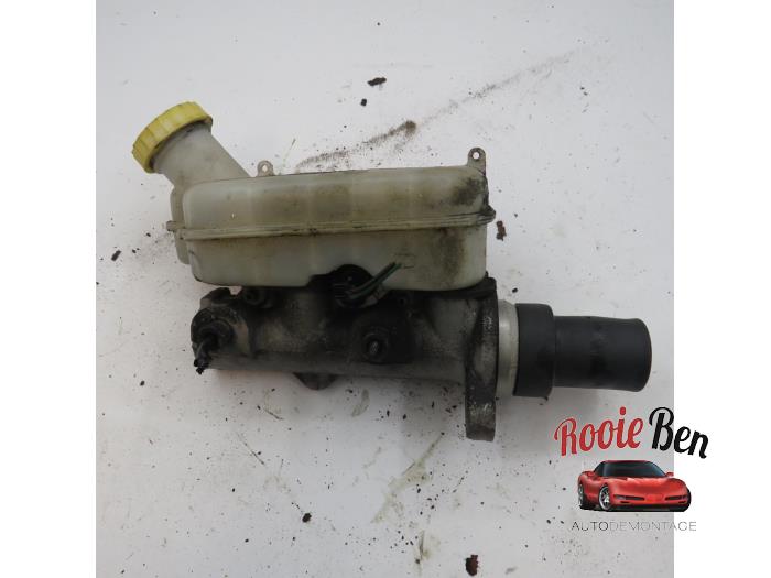 Used Master cylinder Chrysler Pacifica 3.5 V6 24V Price € 20,00 Margin scheme offered by Rooie Ben autodemontage