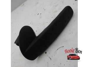 Usagé Poignée portière 4portes avant droite Dodge Ram 3500 Standard Cab (DR/DH/D1/DC/DM) 8.3 1500 SRT-10 Crew Cab Prix sur demande proposé par Rooie Ben autodemontage