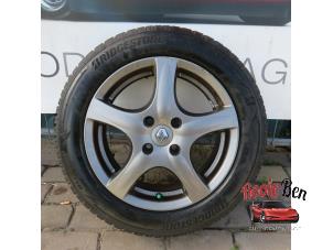 Used Wheel + winter tyre Renault Clio III (BR/CR) 1.5 dCi FAP Price on request offered by Rooie Ben autodemontage