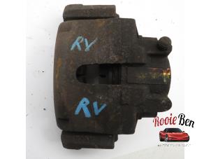 Used Front brake calliper, right Chrysler Sebring (JR) 2.7 V6 24V Price € 35,00 Margin scheme offered by Rooie Ben autodemontage