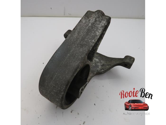 Usagé Support moteur Chrysler Sebring (JR) 2.7 V6 24V Prix € 25,00 Règlement à la marge proposé par Rooie Ben autodemontage