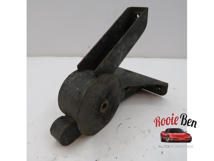 Used Engine mount Suzuki Swift (ZA/ZC/ZD1/2/3/9) 1.3 VVT 16V Price € 20,00 Margin scheme offered by Rooie Ben autodemontage