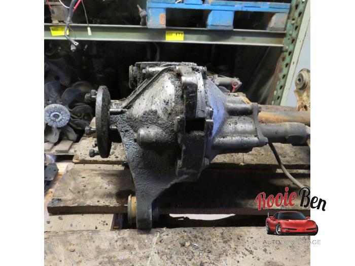 Differential vorne van een Chevrolet K-Serie 4x4 5.7 V8 1996