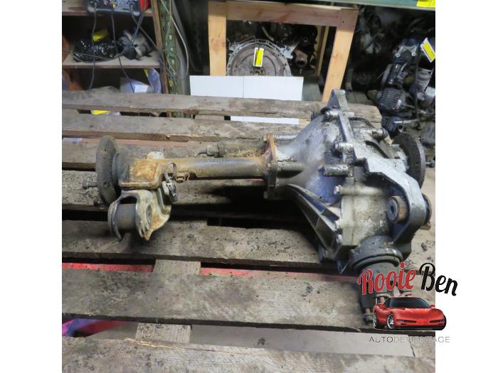 Differential vorne van een Chevrolet K-Serie 4x4 5.7 V8 1996