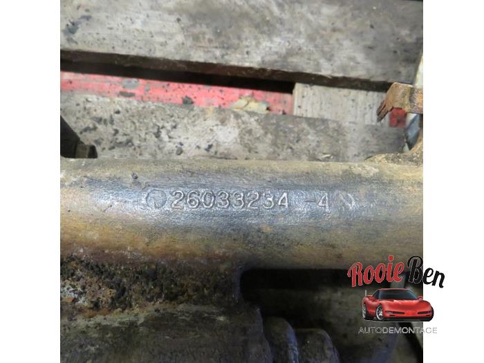 Differential vorne van een Chevrolet K-Serie 4x4 5.7 V8 1996