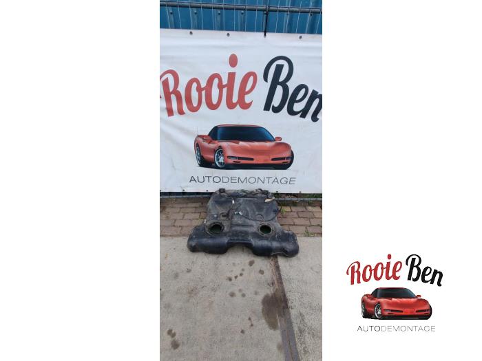 Używane Zbiornik Cadillac STS (K63) 3.6 V6 24V VVT Li Cena € 50,00 Procedura marży oferowane przez Rooie Ben autodemontage