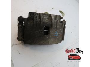 Used Front brake calliper, left Cadillac STS (K63) 3.6 V6 24V VVT Li Price on request offered by Rooie Ben autodemontage