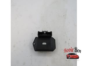 Używane Opornik nagrzewnicy Cadillac STS (K63) 3.6 V6 24V VVT Li Cena na żądanie oferowane przez Rooie Ben autodemontage