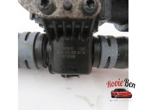 Used Water hose connection Mercedes E (W213) E-200 2.0 Turbo 16V Price on request offered by Rooie Ben autodemontage