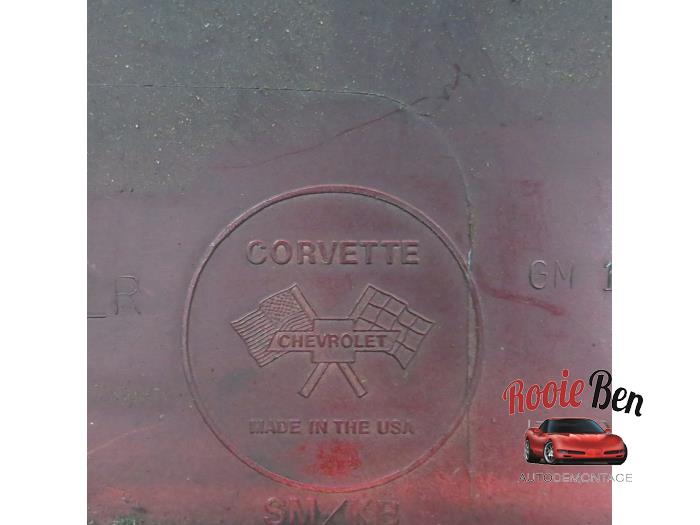 Aile avant gauche d'un Chevrolet Corvette (C4) 5.7 V8 Grand Sport 1997