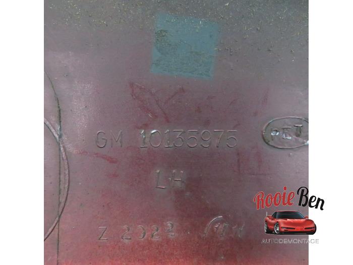 Protector izquierda delante de un Chevrolet Corvette (C4) 5.7 V8 Grand Sport 1997