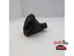 Ölkappe van een Volkswagen Touareg (7PA/PH) 4.2 TDI V8 DPF 32V 2013