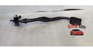 Used Brake pedal Ford Transit Custom Price on request offered by Rooie Ben autodemontage