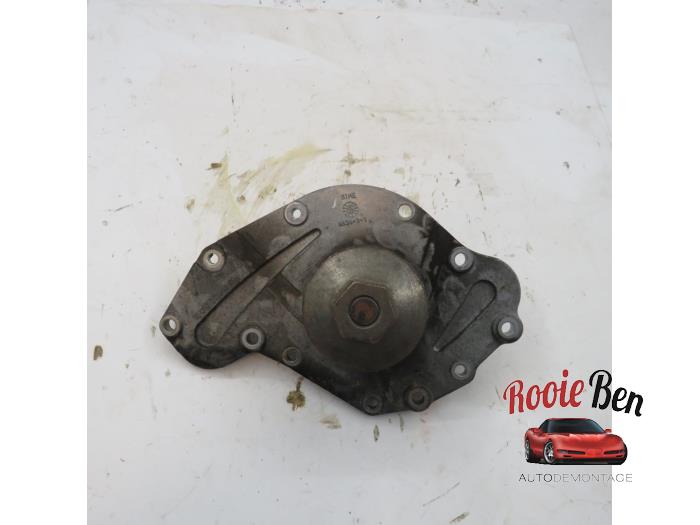 Begagnade Vattenpump Chrysler Pacifica 3.5 V6 24V AWD Pris € 20,00 Marginaltabell erbjuds av Rooie Ben autodemontage